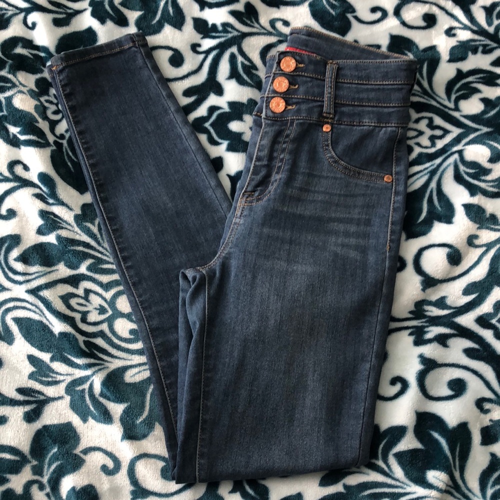 Guess Three-Button Skinny Jeans
